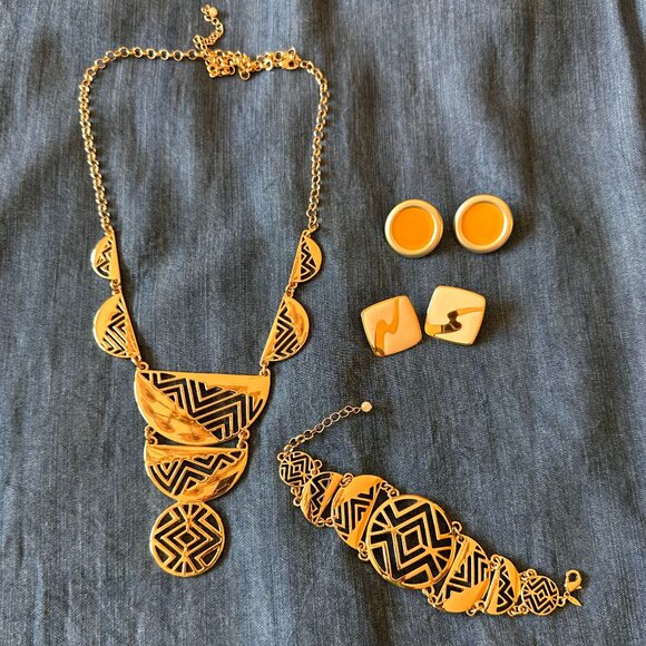 Abstract design Gold necklace & bracelet Set & 2 pairs earrings statement 80 90 - Picture 7 of 16